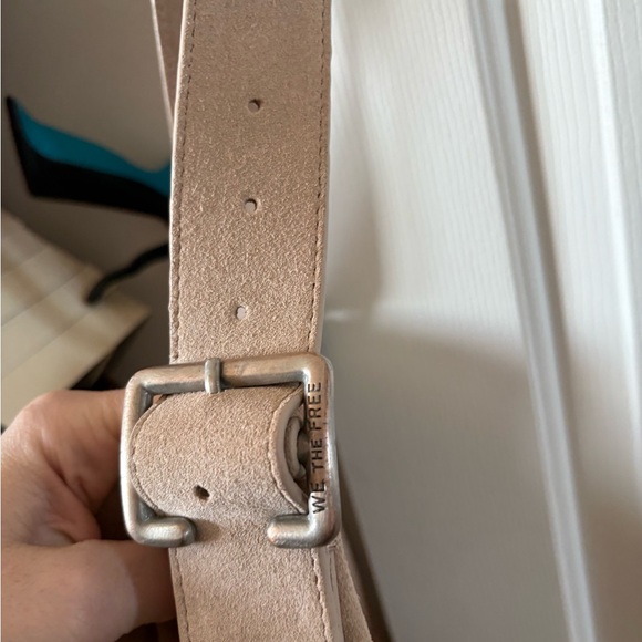 We The Free Tan Suede Tote - Picture 2 of 3